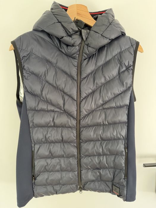 Оригинално дамско пухено елече с качулка Fire + Ice by Bogner