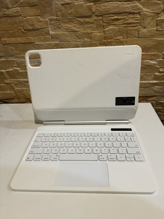 Клавиатура калъф за Ipad pro/ Ipad air бяла