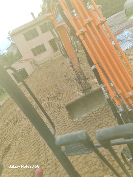 Executăm lucrări amenajări curte