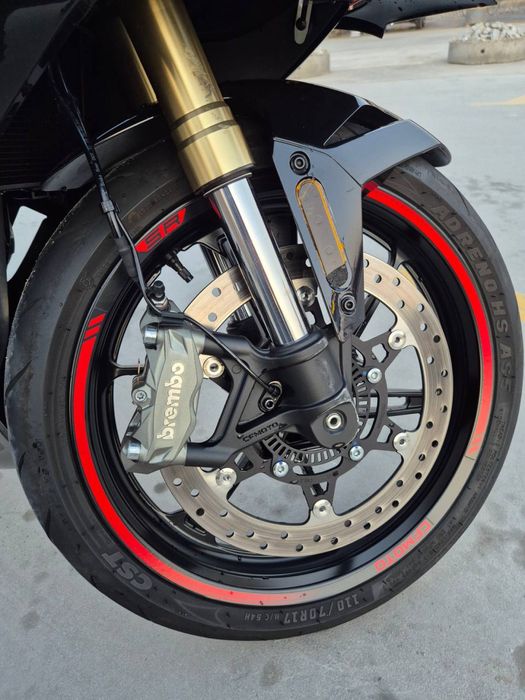 C F мотоцикл сотилади