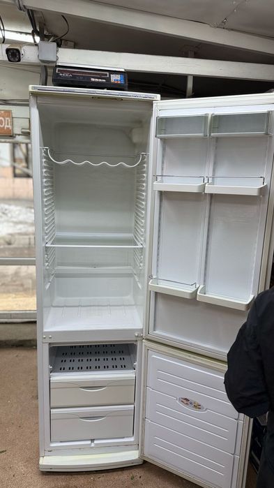 Холодильник продам