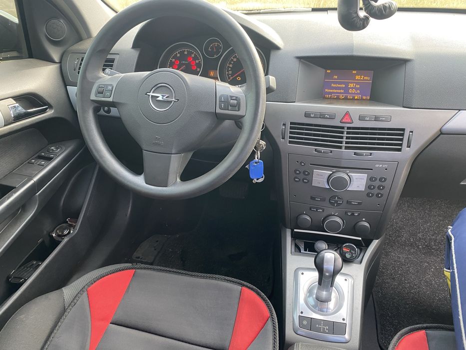 Opel astra h 1.6 automat