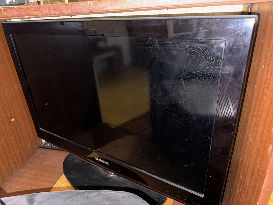 Телевизор Samsung  50тыс тг без интернета