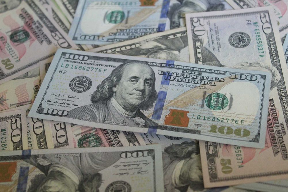 В продаже ТОО с финкой , Пун более 10%, Фот - 1 млрд тг..