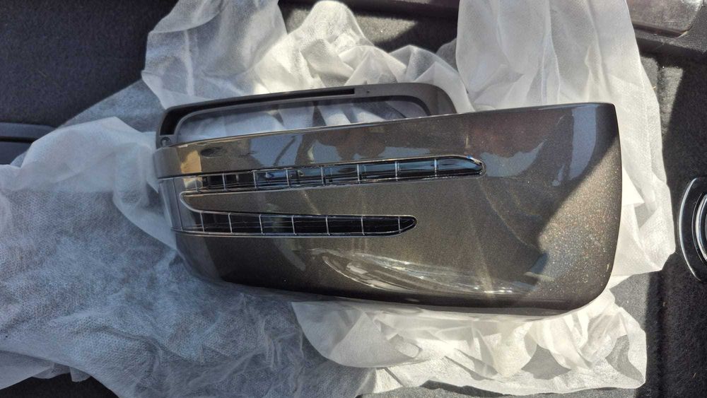 Capac oglinda retrovizoare Mercedes E-class W212
