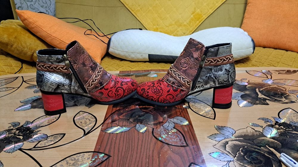 Удобни , красиви дамски боти.