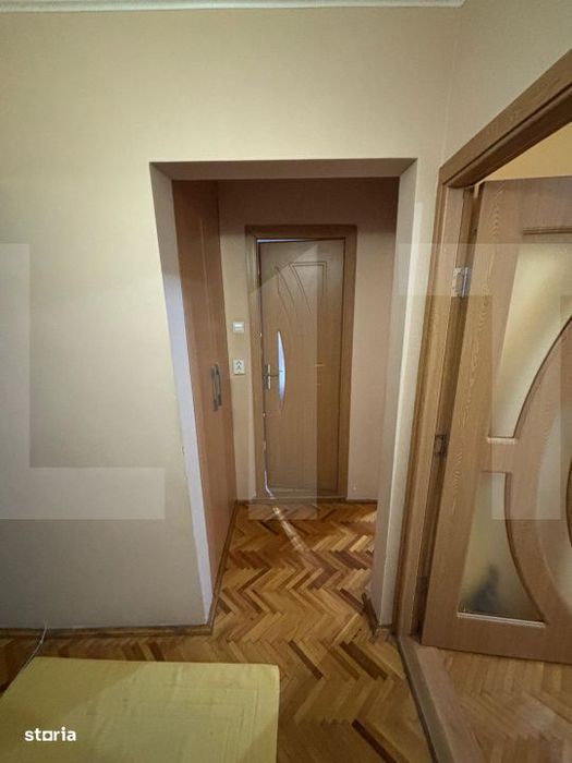 Apartament 3 camere, zona 300