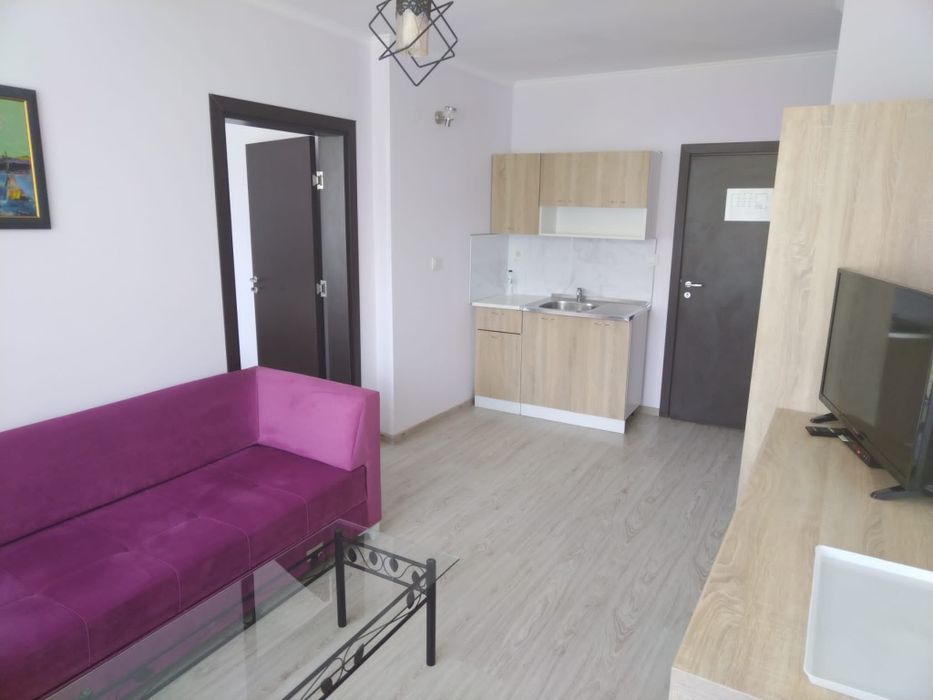 Продава се Хотел в с. Островче, Област Разград - 12000 кв.м за 84 €/кв.м - Снимка #9