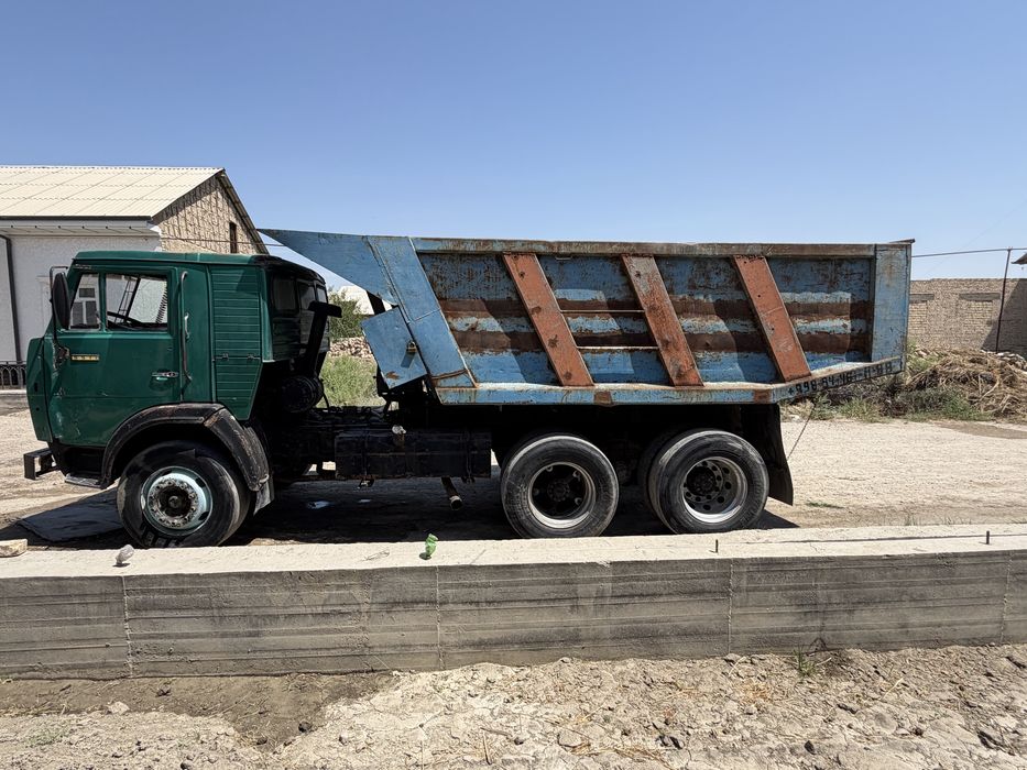 Kamaz samosval sotiladi