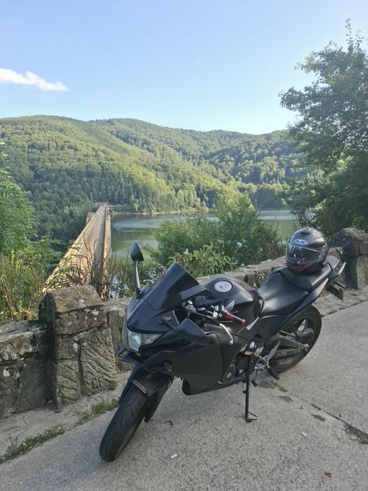 Vand Honda cbr 125 r an 2011