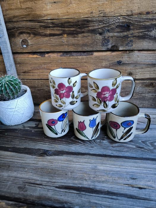 Чаши за чай ръчно рисувани