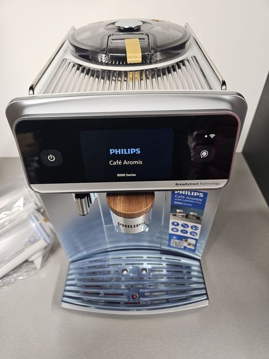 Expresor/Espressor Cafea Philips 8000 LatteGo Café Aromis