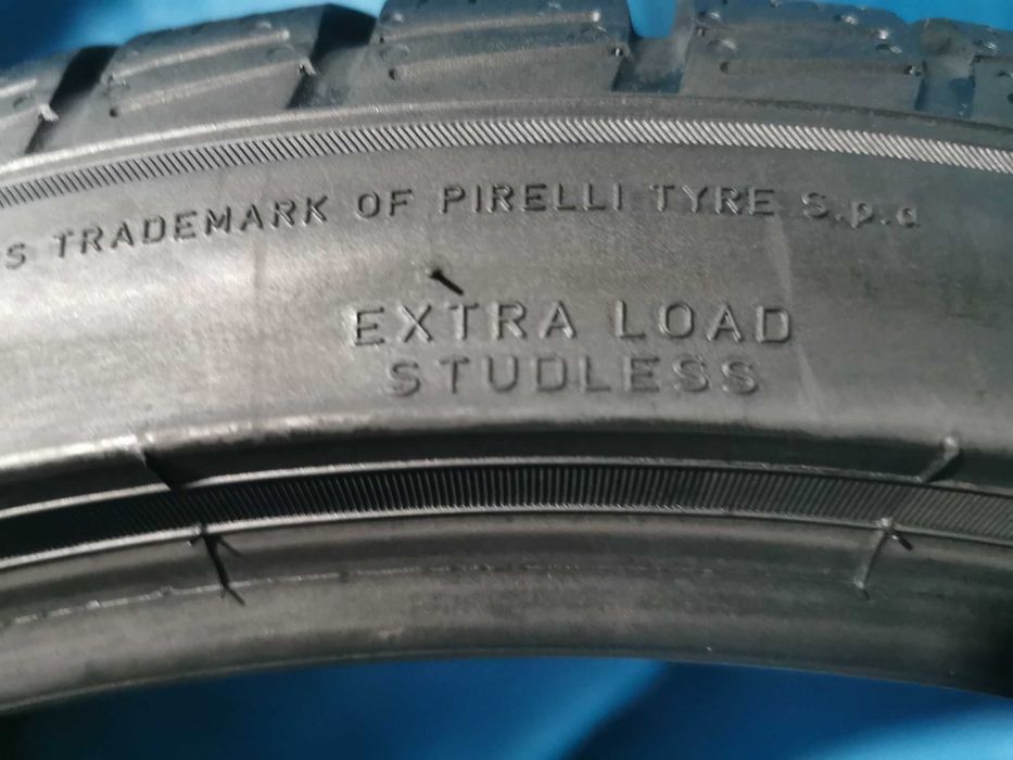 285/30 R20 - pirelli m+s 2 bucati