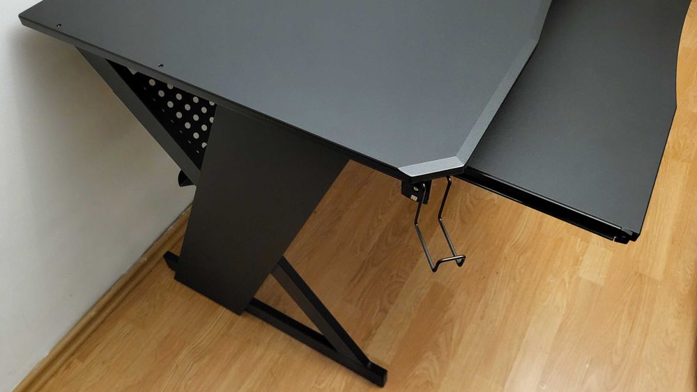 Birou studio Thomann Studio Table XL Black - stare impecabilă