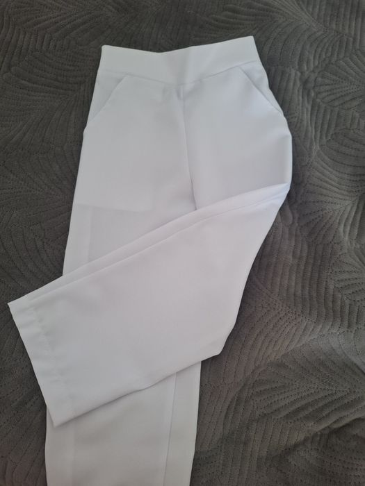 Детские белые брюки...