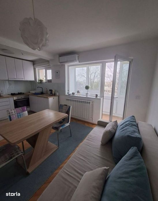 Apartament cu 4 camere,decomandat,zona Manastur-Bucium