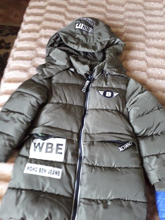 Продам детскии вещи