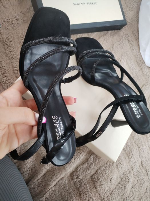 Продам Туфли 39 размер