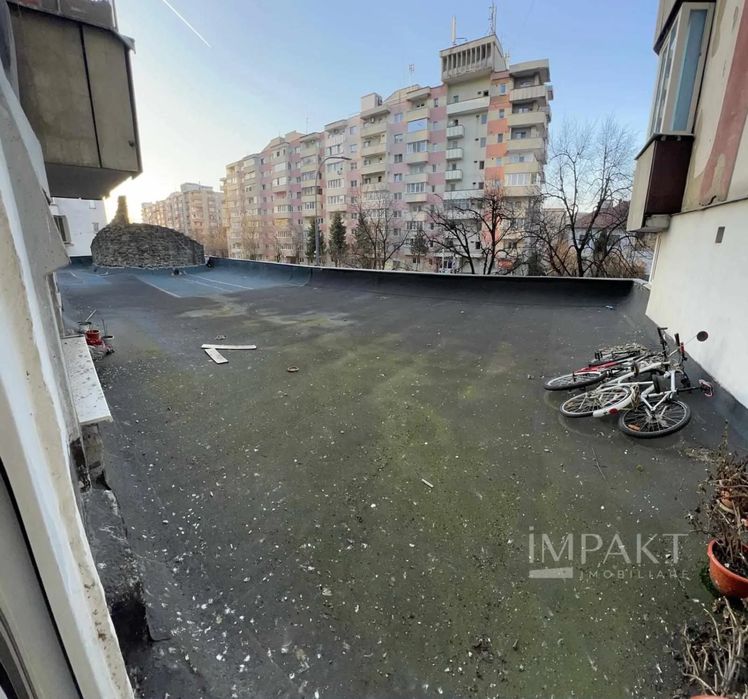 Apartament 4 camere , Calea Floresti ( persoana fizica)