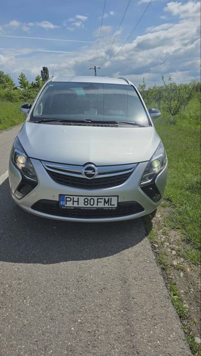 Opel Zafira Tourer 2.0 CDTI  Automat 7 Locuri