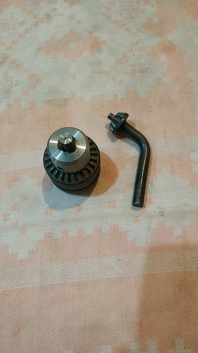 Продаётся патрон для электродрели