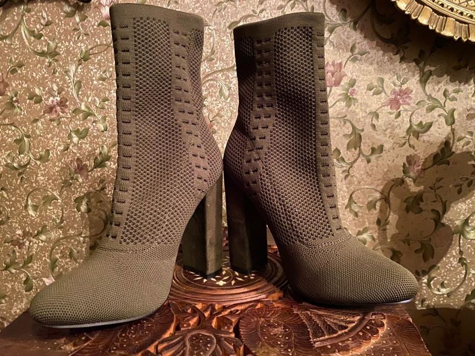 Стильные ботильоны (Греция)