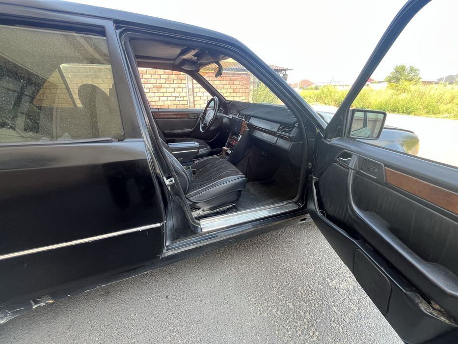 Mersedes Benz w124