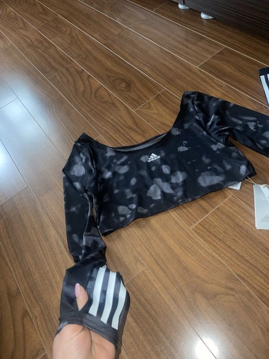 Top adidas,nou,marime L