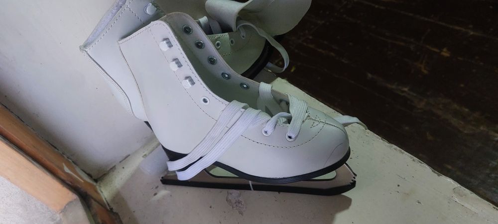 Конки для вида зимного спорта