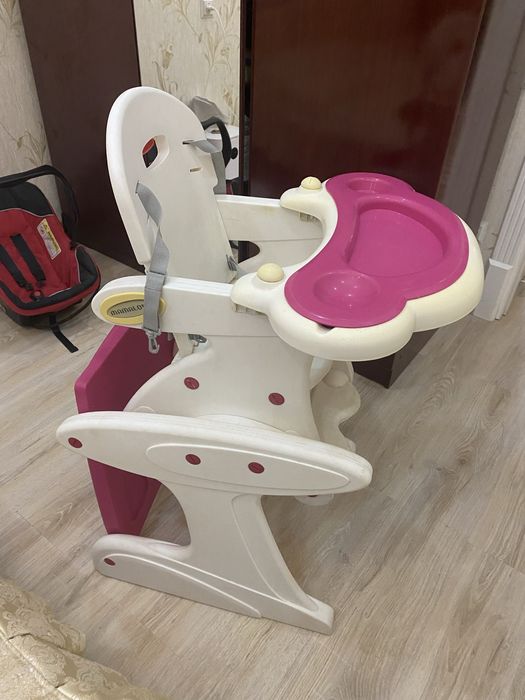 Ходунки , детский стол , детское автокресло , коляска .