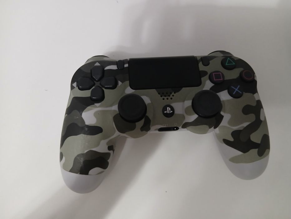 Джостик для игр.
