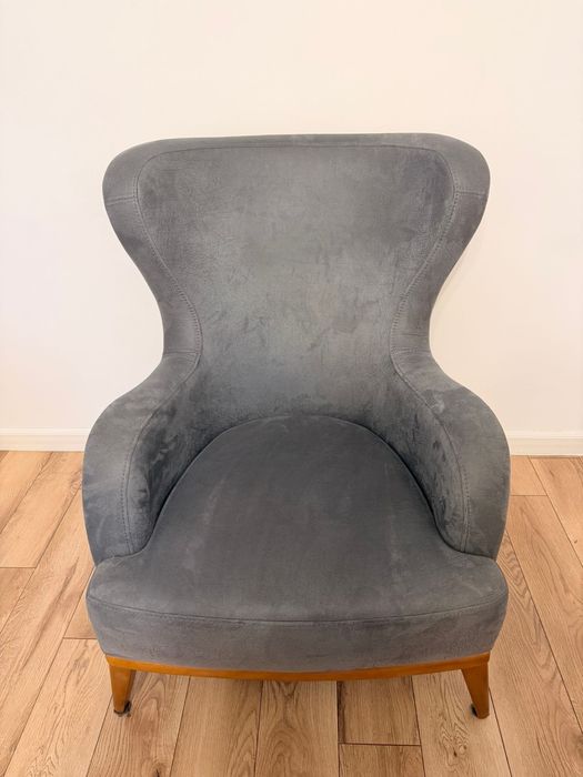 Canapea  fixa 3 licuri + fotoliu.