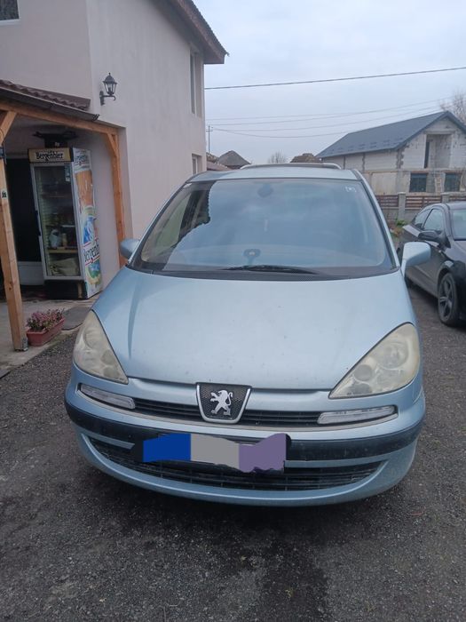 Vând Peugeot 807