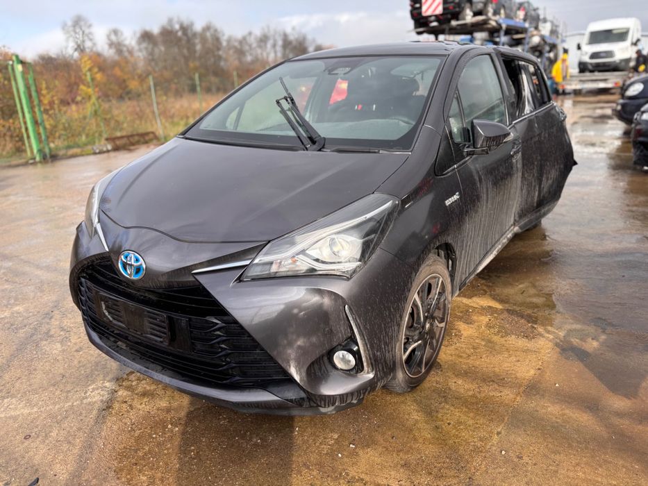 Toyota Yaris HYBRID