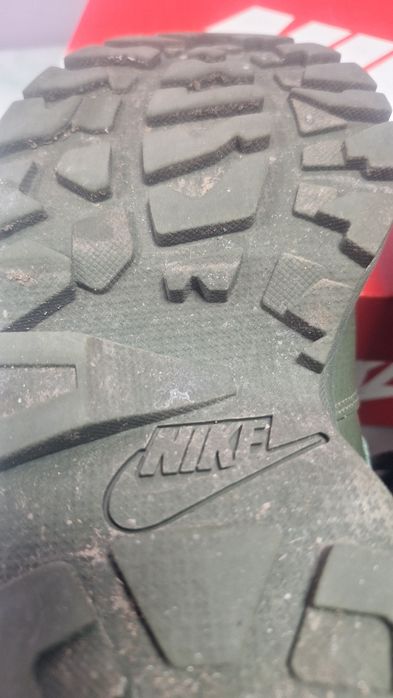 NIKE - Мъжки високи обувки # 42