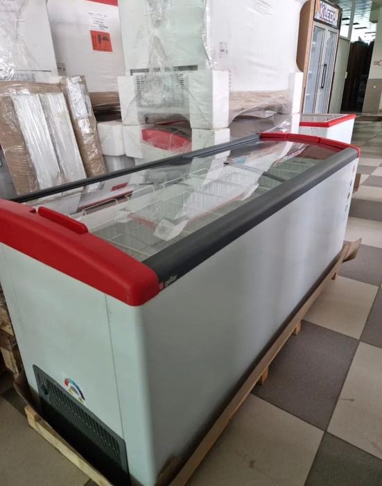 Морозильник для магазина
