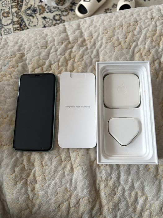 Продам Iphone 11