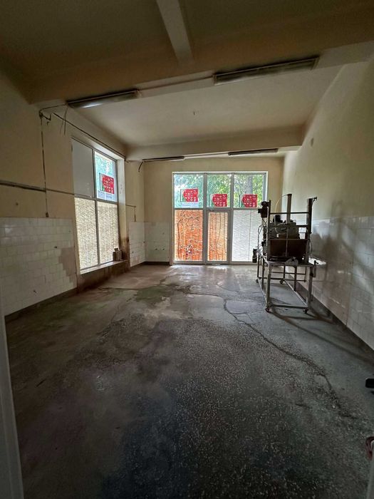 Дава се под наем Магазин в Кнежа - 48 кв.м за 433.5 € - Снимка #4