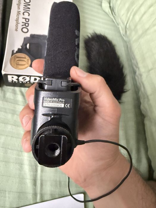 Microfon Rode Videomic Pro cu hotshoe pentru camere foto/video la cutie