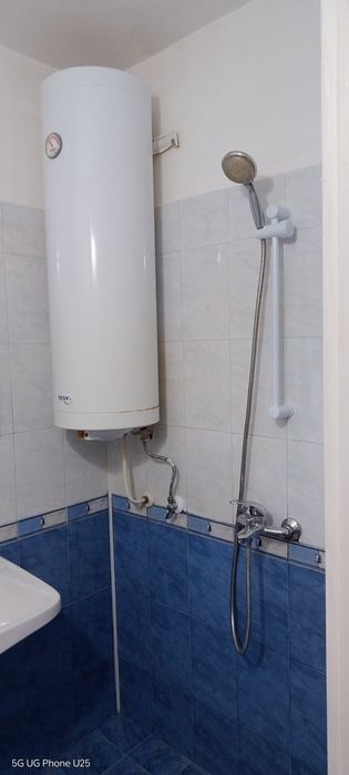 Дава се под наем Едностаен апартамент в Русе, Център - 45 кв.м за 179.52 € - Снимка #4