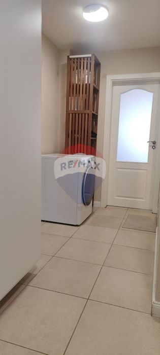 Продава се Тристаен апартамент в Варна, Левски - 100 кв.м за 2405 €/кв.м - Снимка #11