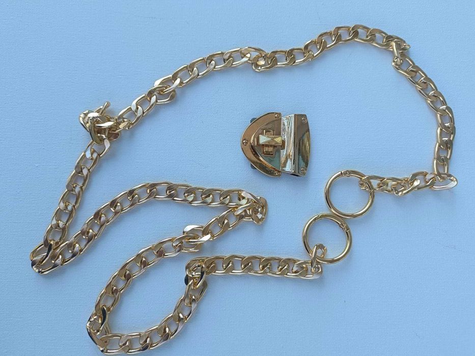 Комплект синджир,закопчалка халки цена 3.30 евро /6.45 лв