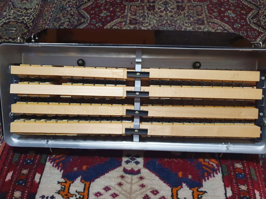 Аккордеон Universal