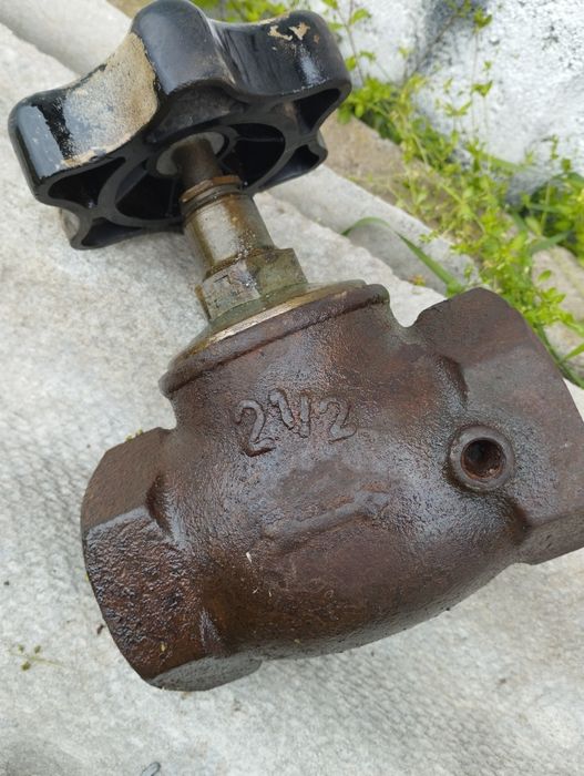 Чугунен кеклов кран 2 1/2