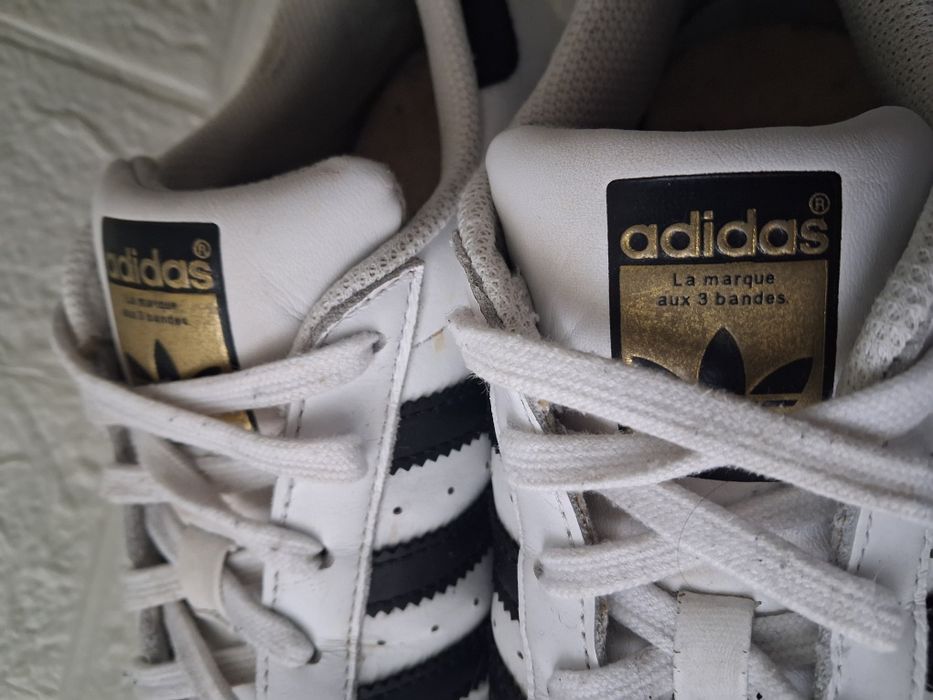 ADIDAS маратонки  37.5 номер