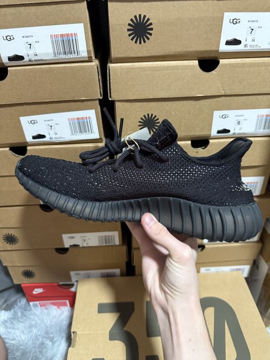 Yeezy Boost 350 Oreo