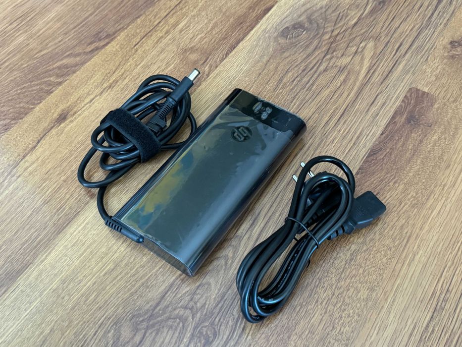 Оригинално Зарядно за лаптоп HP 19.5V 11.8A 230W (7.4 x 0.7 x 5.0mm)