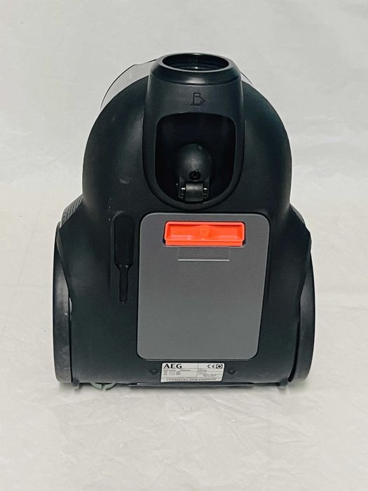 Прахосмукачка без торба AEG CLEAN 6000 ÖKO (AL61C2ÖKO) – Отлично състояние с ГАРАНЦИЯ!