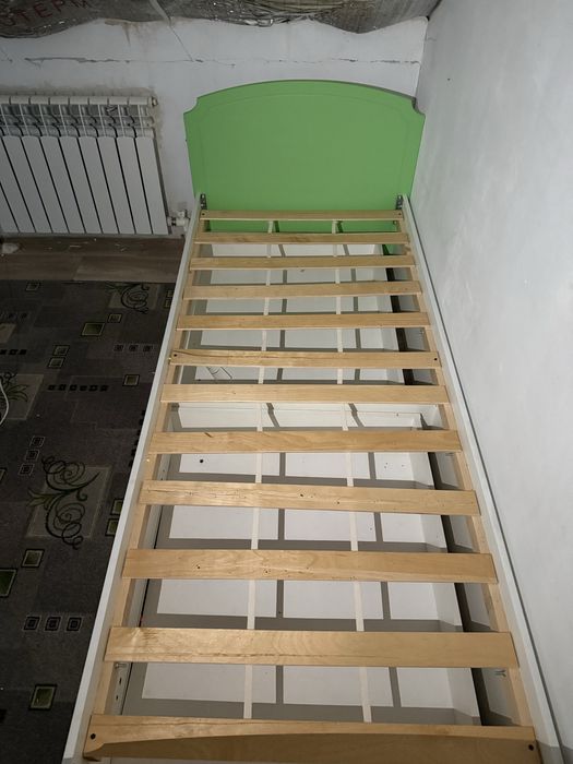 Продам детскую кровать