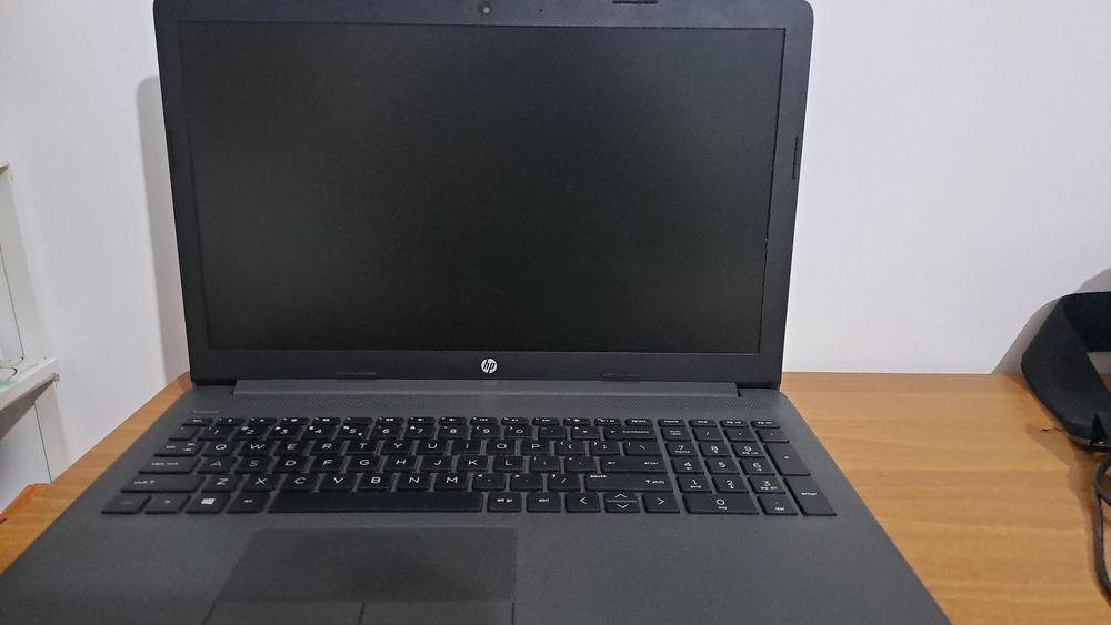 Laptop HP 255 G7